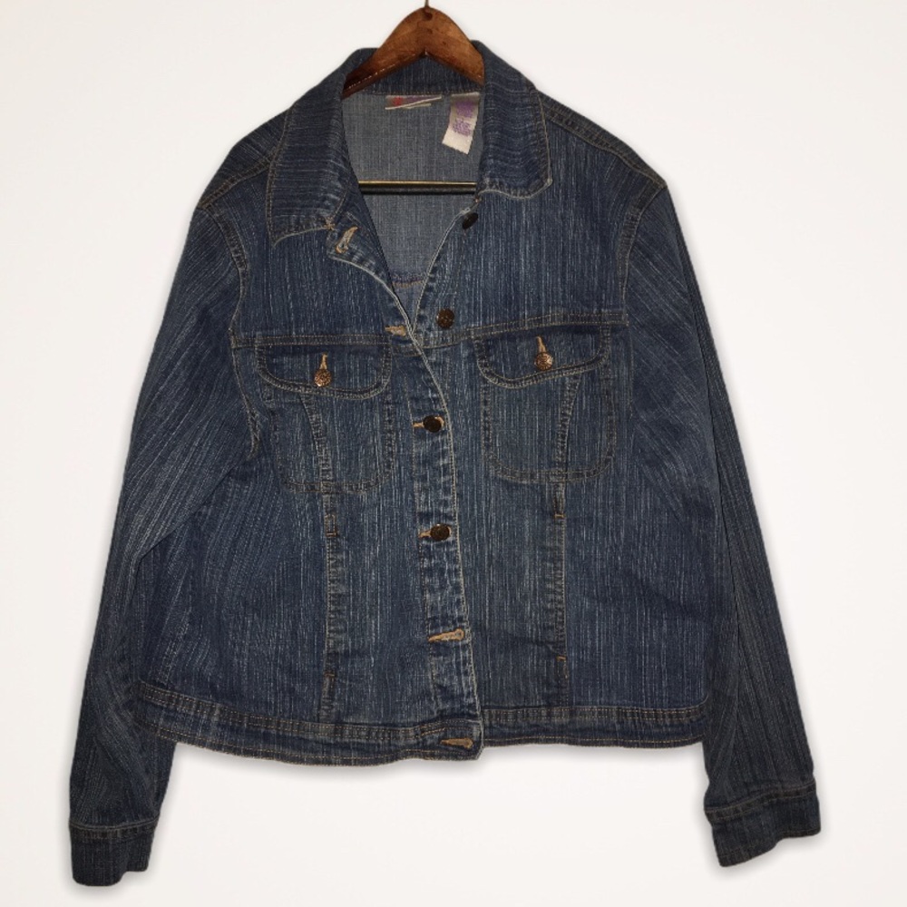 Bill Blass Jeanswear Denim Jacket used size Large